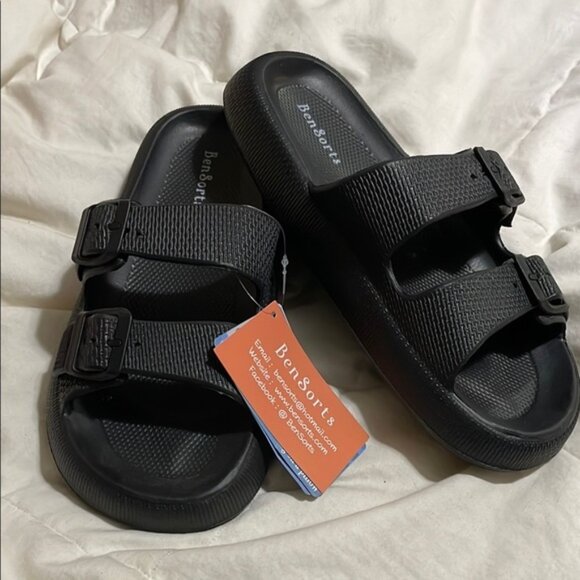 BenSorts Black Buckled Adjustable Cloud Slides Unisex Adult Size 42-43 - Picture 1 of 8